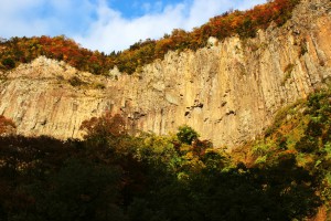 紅葉の石落し
